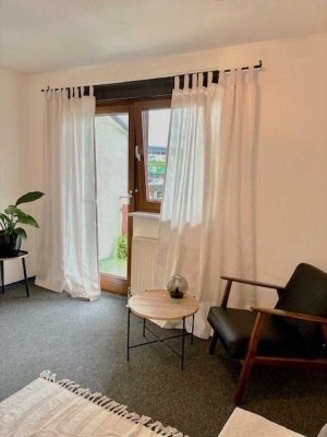 Kapitalanlage mit solider Rendite - 2-Zimmer Wohnung mit Balkon & Stellplatz