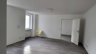 Erstbezug nach Sanierung: 2 Zi. Wohnung in der Bonner Altstadt