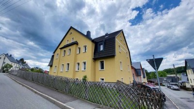 *** Idyllische 3-Raum-Wohnung in ruhiger Lage von Auerbach ***