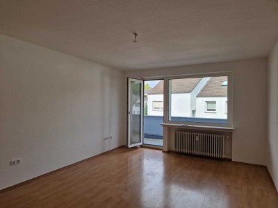 HA-Emst, ruhige, helle, gut aufgeteilte 3-Zi-Whg mit Südbalkon in bevorzugter Wohnlage