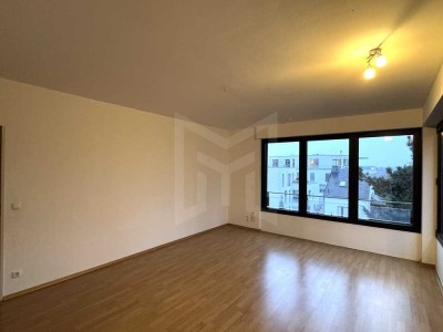 Sofort verfügbar EIGENNUTZER & KAPITALANLEGER: 4-Zimmer Eigentumswohnung in der Südstadt