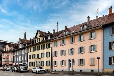 Zentral wohnen, grün genießen – Wohnung mit Loggia