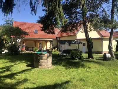 kleines freistehendes, gepflegtes und modernisiertes Einfamilienhaus in ruhiger Lage zu vermieten