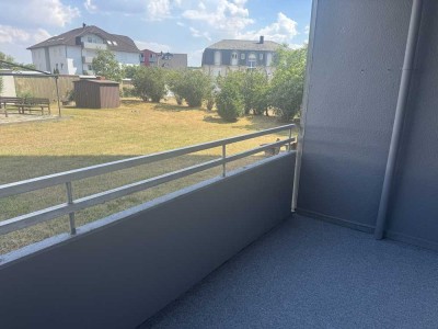 Ansprechende und vollst. renovierte 3-Zimmer-Erdgeschosswohnung mit Balkon und EBK in Idar-Oberstein