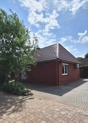 Bungalow in Leer! Wohnen in ruhiger Lage, dennoch zentral