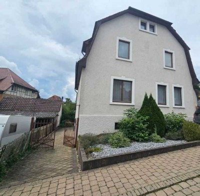 Großes Einfamilienhaus mit viel Potential sehr zentral gelegen