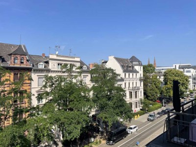 *NEU* WOHNEN SIE SCHON BALD IN DIESER HERVORRAGENDEN INNENSTADTLAGE IN DIESEM GEPFLEGTEN ANWESEN!