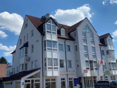 Geschmackvolle, gepflegte 2-Raum-DG-Wohnung mit gehobener Innenausstattung in Friedberg