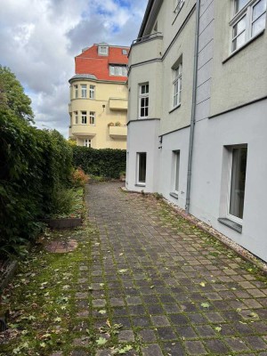 Rollstuhlgerechte großzügige 5-Zimmer Wohnung mit Terrasse in Leipzig Südvorstadt