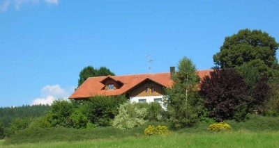 Großzügige 3-Zimmer-Wohnung mit zwei Balkonen & Traumausblick