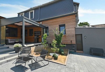Super stylisch! Extravagantes Haus mit Garage & Stellplätzen mitten in Kettwig