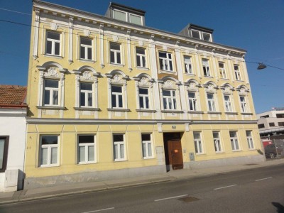SONNIGE TERRASSEWOHNUNG - 3 ZIMMER GARTENMITBENÜTZUNG - U6 SIEBENHIRTEN - UNBEFRISTET