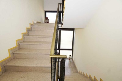 Wohnen + Rendite: Gepflegtes 3-FH mit Gartenidylle und 3 Garagen