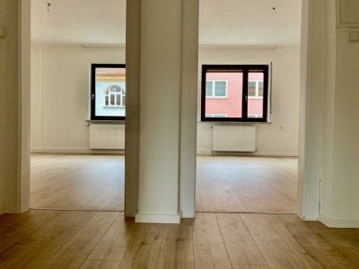 Zentral Wohnen mit Balkon
