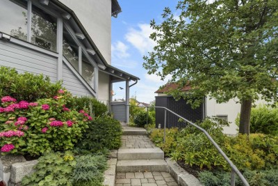 Großzügige Dachgeschosswohnung in ruhiger, gepflegter Lage