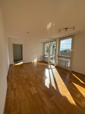 sonnige, 3,5- Zimmer- Dachterrassenwohnung im Penthouse Style