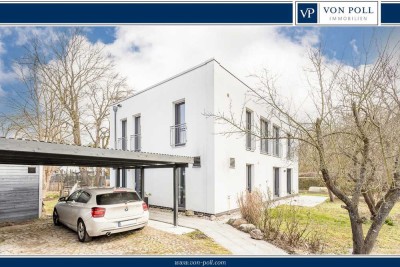 Hochwertige und moderne Stadtvilla im Bauhaus-Stil in begehrter Lage von Zeuthen