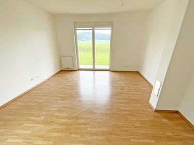 Große 3 Zimmerwohnung mit Terrasse und Blick ins Grüne