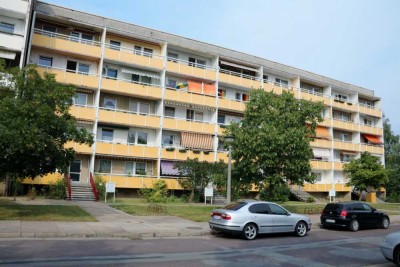 Gut geschnittene 2 Raum Wohnung mit Balkon