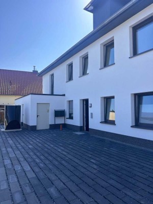 Moderne 2-Zimmer-Wohnung mit schönem Garten - Bezugsfrei ab 01.06