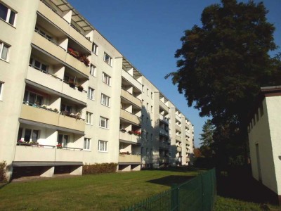 Sanierte 3-Raum-DG-Wohnung mit Balkon in Magdeburg Stadtfeld-Ost