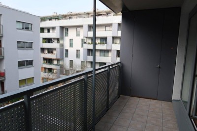 ruhige Wohnlage, Wohnung im 4. Liftstock mit Loggia