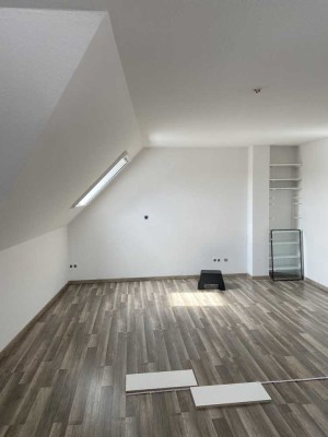 Zentrale 3-Zimmer-Wohnnung von privat