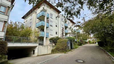 Gemütliche Zwei-Zimmer-Wohnung mit großem Balkon in ruhiger Lage von Plochingen!