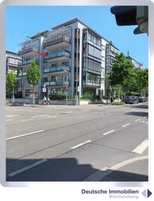 Gepflegte 2,5 Zimmer Wohnung (3.OG) mit Tiefgarage in zentraler Lage von Böblingen