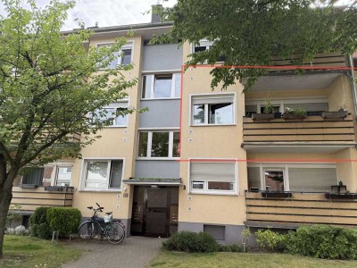 Sichere Kapitalanlage. Vermietete Dreizimmerwohnung mit Balkon zzgl. Mansardenzimmer.