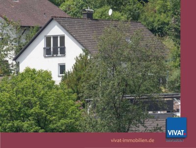 Großzügiges Einfamilienhaus mit ELW, viel Platz, Ruhe & traumhafter Panoramablick!