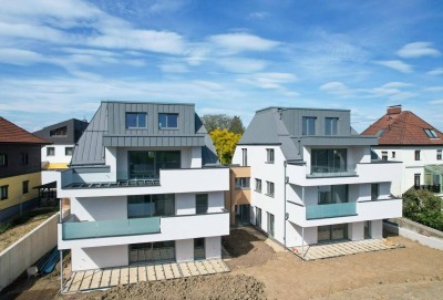 LINZ / FROSCHBERG: RASCHER BAUFORTSCHRITT - DG &amp; EMPORE -EIGENTUMSWOHNUNG ca. 140,26 m² Wohnfläche, 5 Zimmer + Dachterrasse, inkl. Carportstellplatz