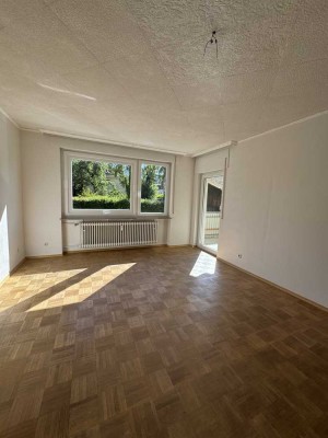 Großzügige 3-Zimmer-Hochparterrewohnung mit Südbalkon – ideal für Kapitalanleger