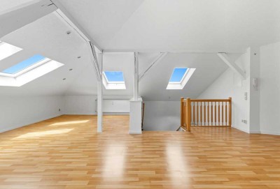 3,5-Raum-Dachgeschosswohnung mit Weitblick in Dresden-Cotta!