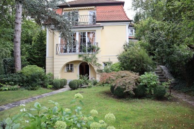 Einzigartige Rarität: Idyllisches Einfamilienhaus in ruhiger Zentrumslage