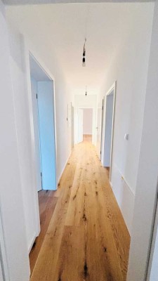 Erstbezug 4-Zimmer -Wohnung mit luxuriöser Innenausstattung in Offenbach am Main