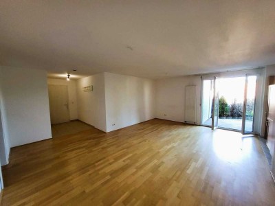 Gepflegte 3,5-Zi-EG-Wohnung mit Terrasse + EBK in Sindelfingen