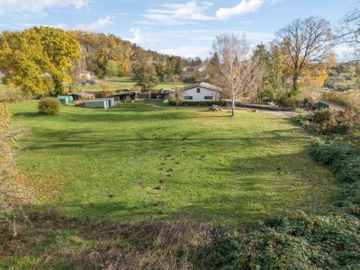 Idylle am Großen Zernsee! Ca. 6.000 m² großes Grundstück mit Doppelhaushälfte in Potsdam-Golm