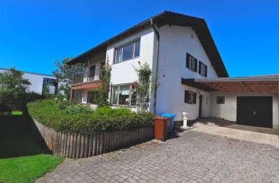 ***Toplage Holzkirchen*** Freistehendes Einfamilienhaus mit Gestaltungspotenzial -Preisreduzierung-