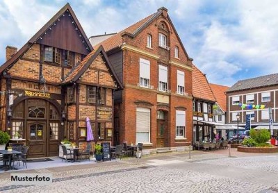 Wohn- und Geschäftshaus mit Anbauten + Kapitalanlage +