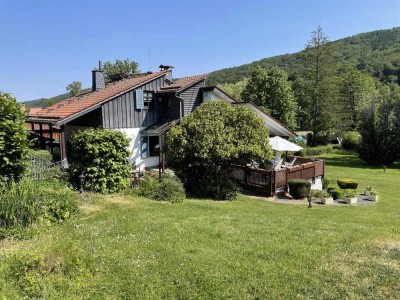 Kleine Wohlfühloase im Grünen auf Erbpachtgrundstück