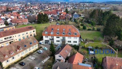 Sanierte Souterrainwohnung in ruhiger Lage.