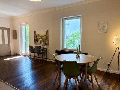 Helle 3-Zimmer-Wohnung mit Balkon in Hamburg-Winterhude – frisch renoviert & möbliert