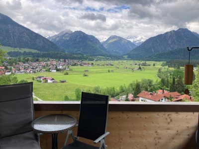 Geräumige 5-Zimmer-Wohnung mit tollem Bergblick in Oberstdorf