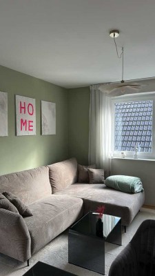 Helle moderne Wohnung am Schloß- und Auenpark