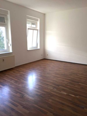 Helle 3-Zimmer-Wohnung mit Einbauküche in Dessau-Roßlau