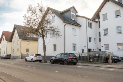 Erstbezug nach Sanierung - Moderne 3-Zimmer-DG-Whg.