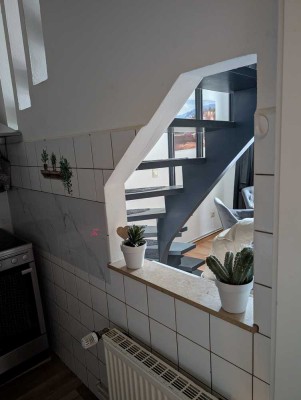 Schöne 3,5-Zimmer-Maisonettewohnung mit 3 Bädern – Nachmieter*in zum 01.07. gesucht