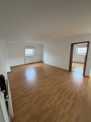 Helle 2,5-Zimmer Wohnung mit Balkon im beliebten Heilbronner Osten