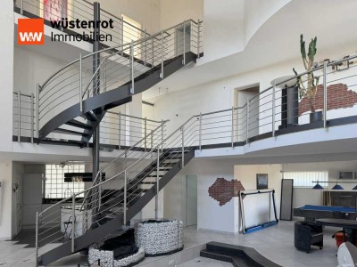 Repräsentatives Wohn- und Geschäftshaus mit Pool in begehrter Lage